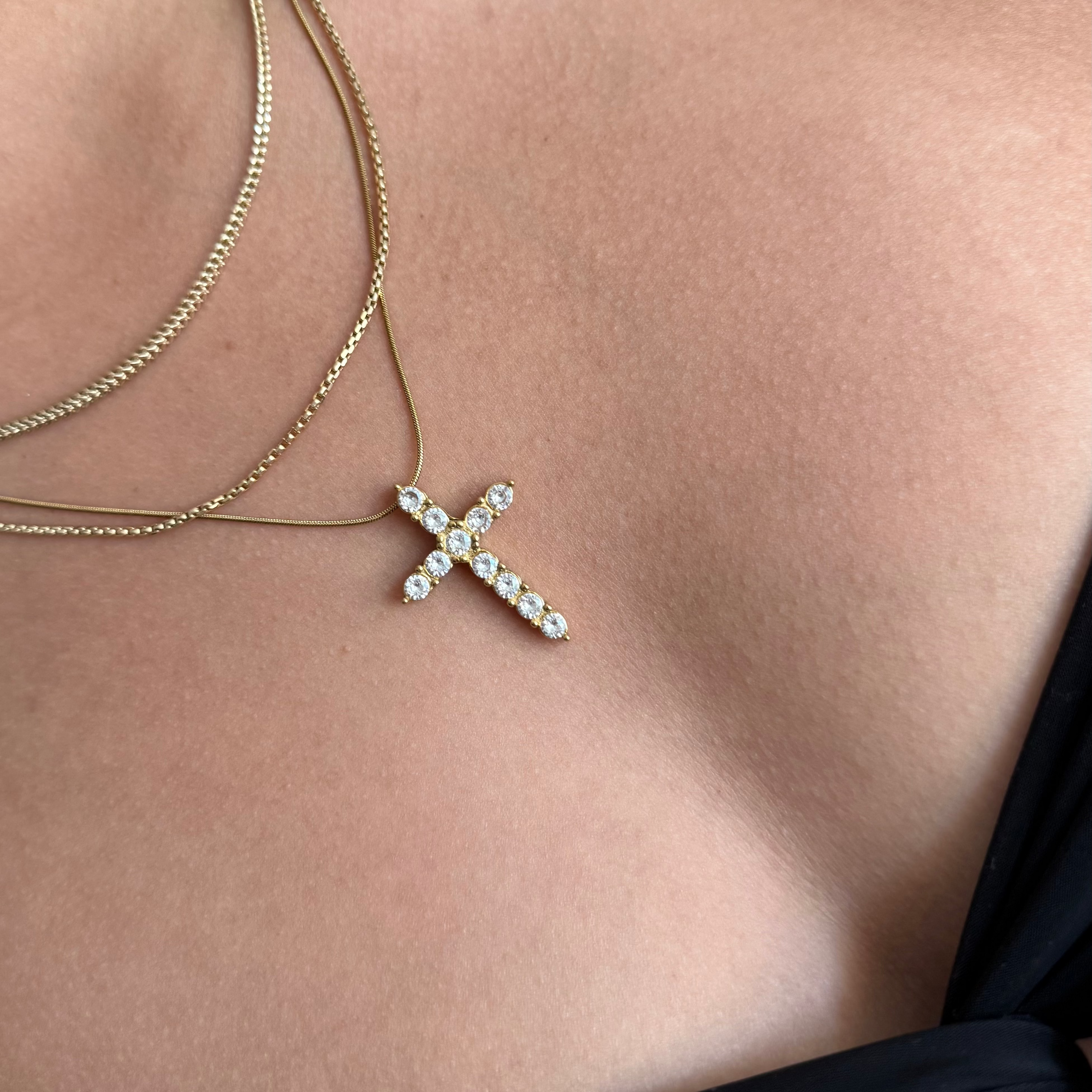 Bling cross necklace