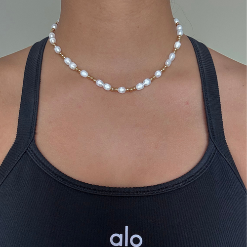gold & pearl necklace